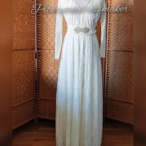 Bridal log sleeves  lace dress