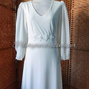 Long sleeves bride chiffon dress